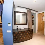 Madama Otel 5*