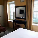 Madama Otel