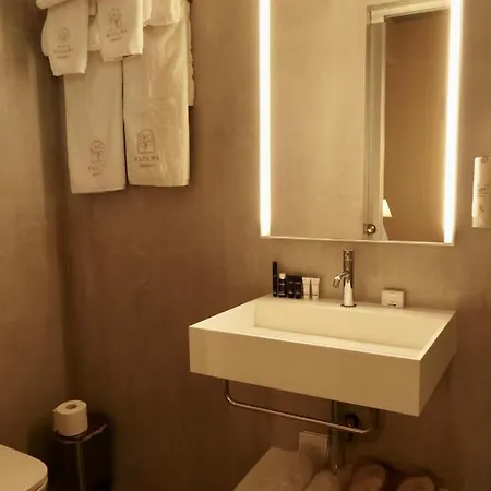 Hotel Madama