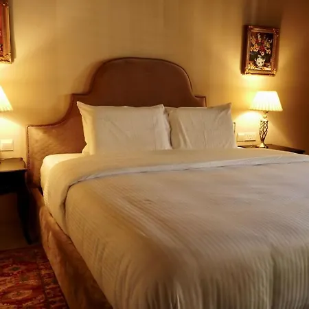 Hotel Madama Nikósie