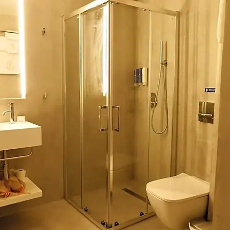 Madama Hotel 5*