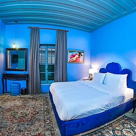 Madama Hotel