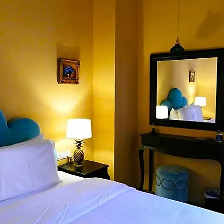 Madama 5* Nikosia