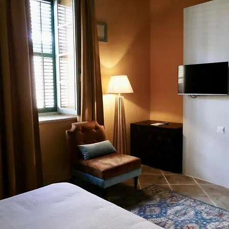 Hotel Madama